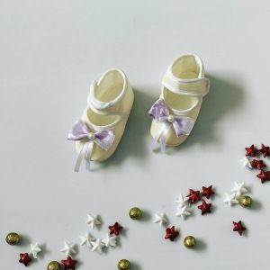 Buciki niemowlęce cream II dla dziewczynki